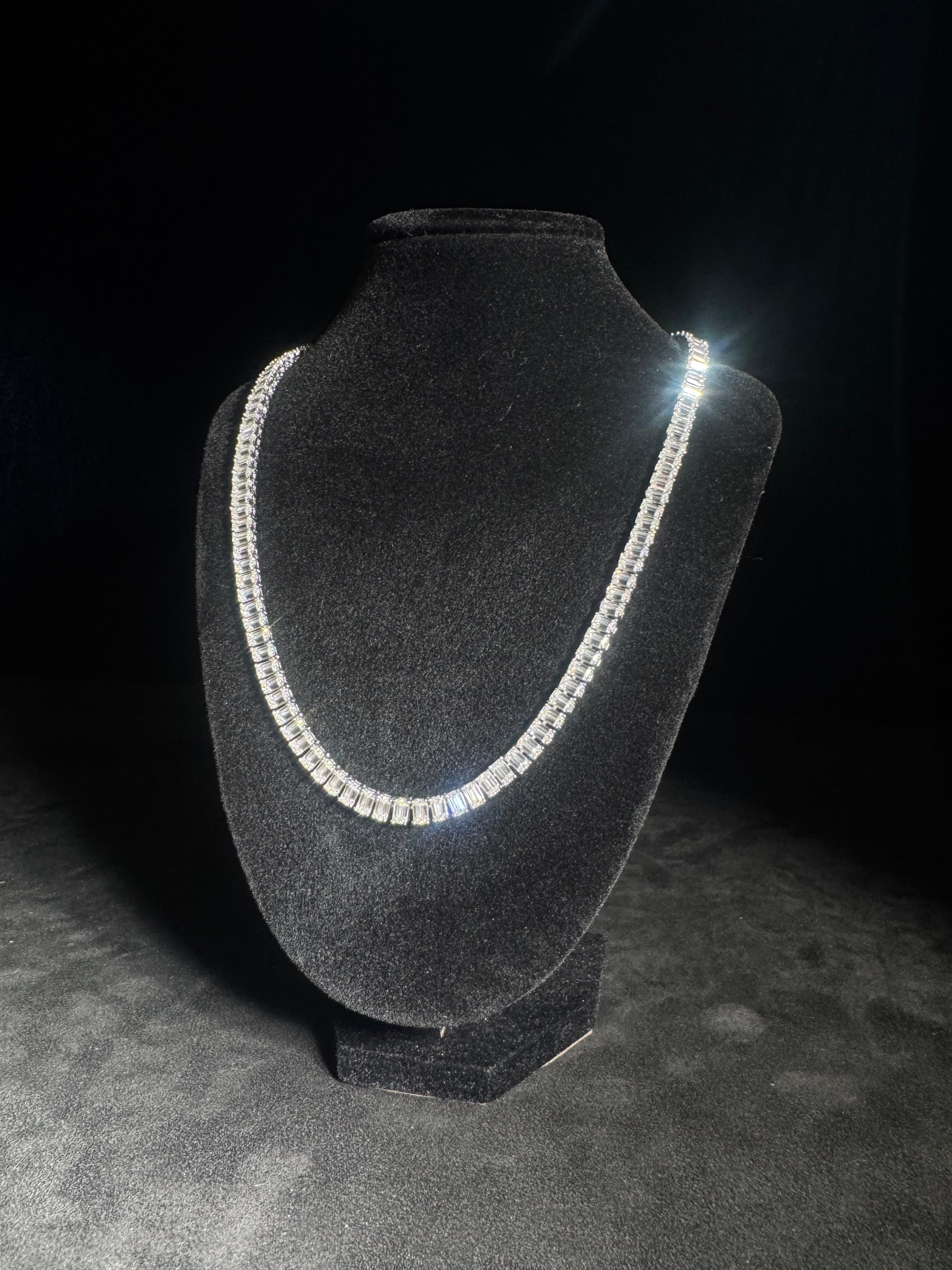 Esmerald 0.35 ct