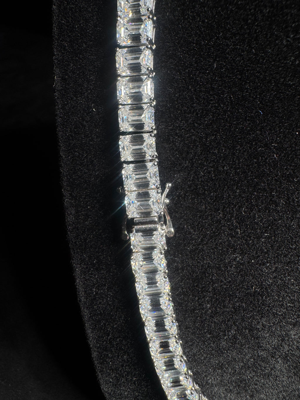 Esmerald 1.0 ct